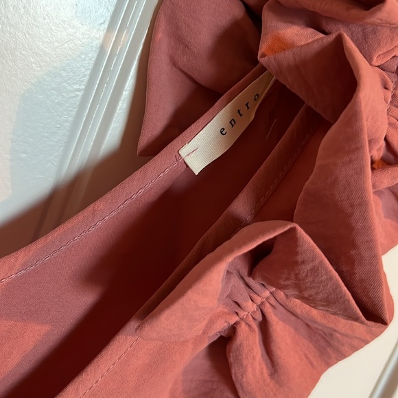 NWOT TANK TOP M - Picture 3 of 3